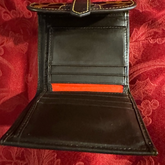 Dooney & Bourke Leopard Wallet 4.5x4” - Picture 3 of 5
